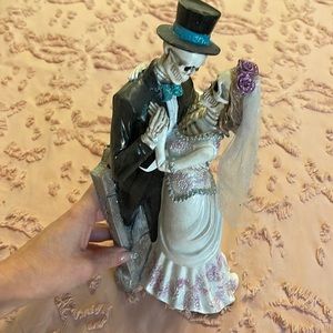 Gorgeous dancing skeleton figurine wedding topper decor gothic Victorian bridal